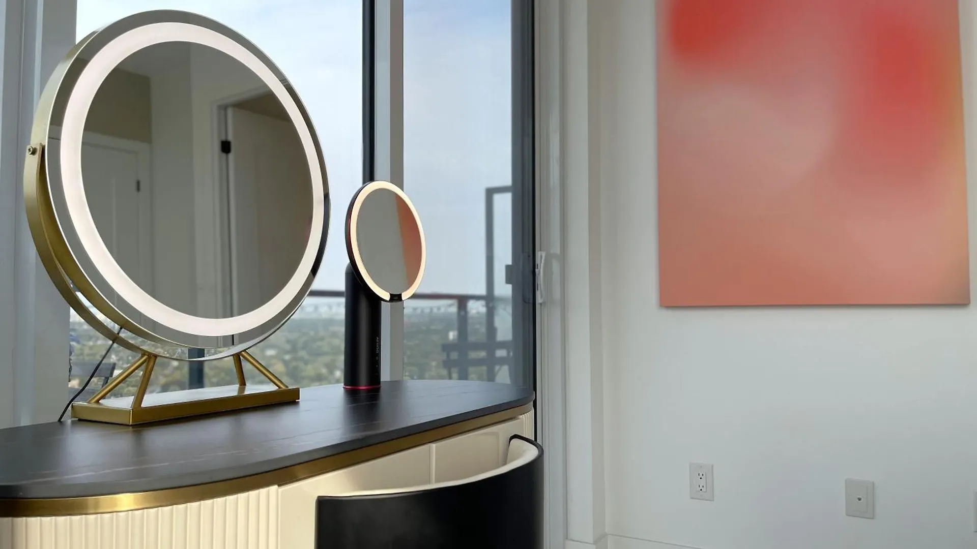 Deluxe Penthouse Two Bedrooms Suites Skyline Cn Tower Lakeview Dt Toronto Aparthotel