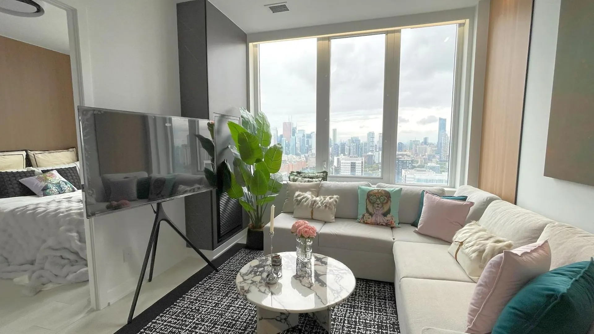 Deluxe Penthouse Two Bedrooms Suites Skyline Cn Tower Lakeview Dt Toronto Canada