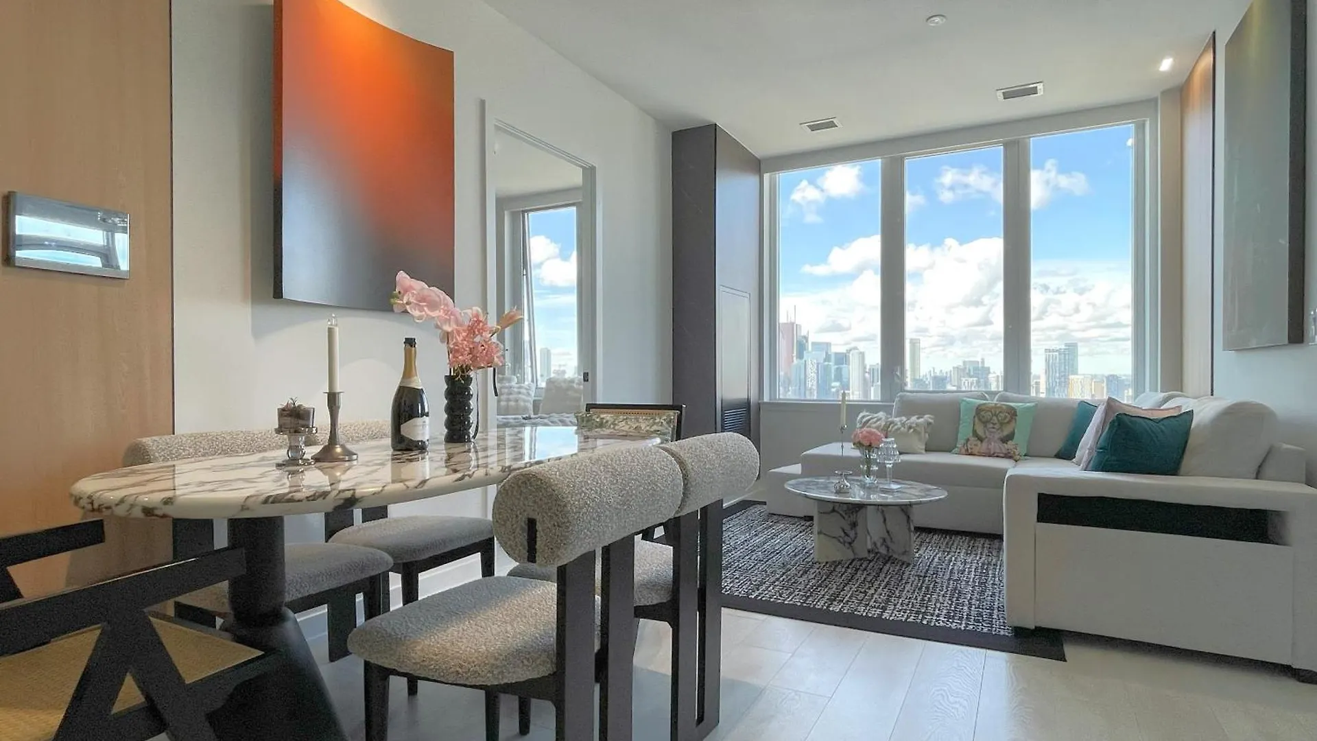 Aparthotel Deluxe Penthouse Two Bedrooms Suites Skyline Cn Tower Lakeview Dt Toronto