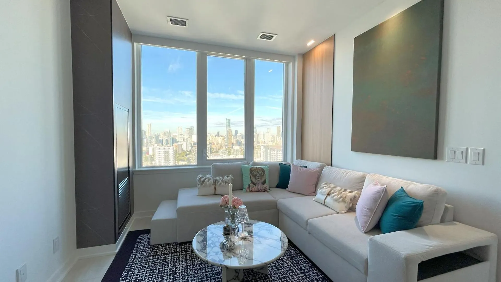 Aparthotel Deluxe Penthouse Two Bedrooms Suites Skyline Cn Tower Lakeview Dt Toronto
