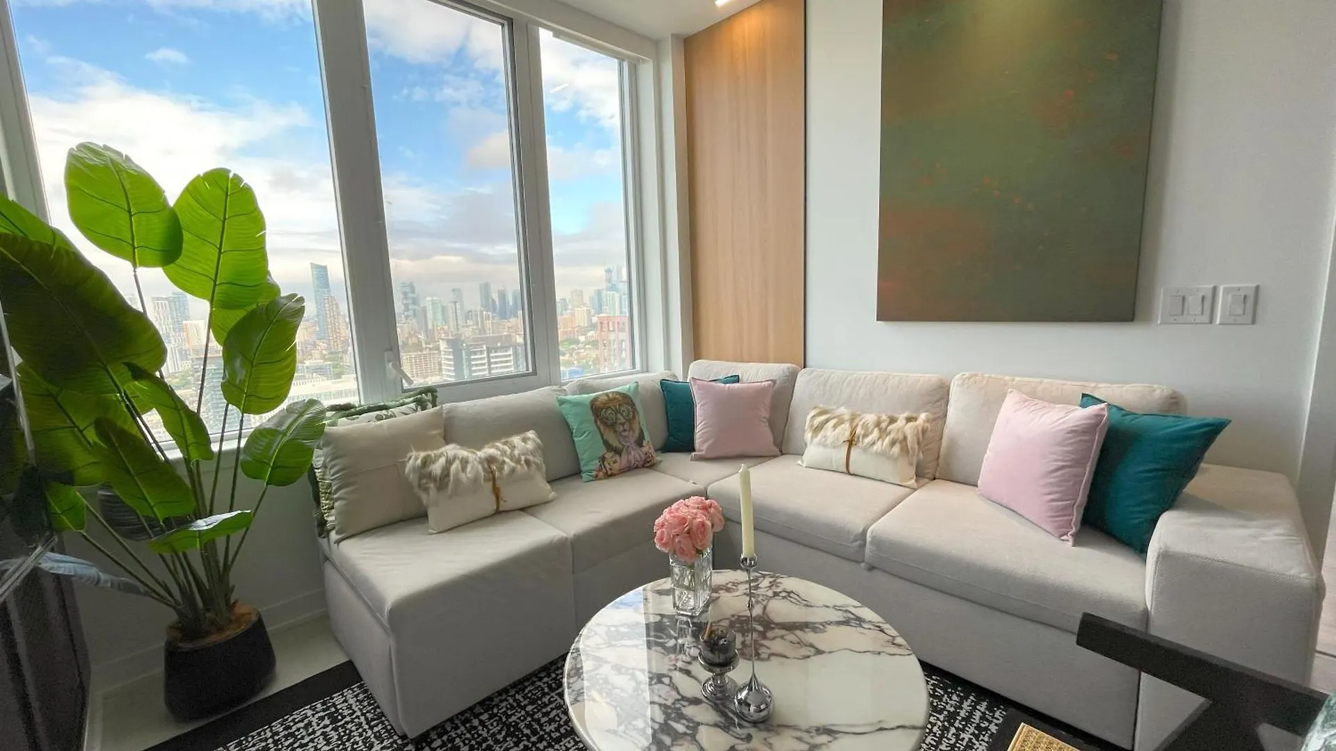 Aparthotel Deluxe Penthouse Two Bedrooms Suites Skyline Cn Tower Lakeview Dt Toronto
